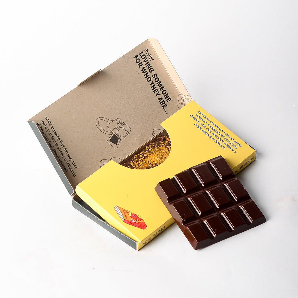 60% DARK CHOCOLATE WITH GOLDEN BERRY AND PASSIONFRUIT